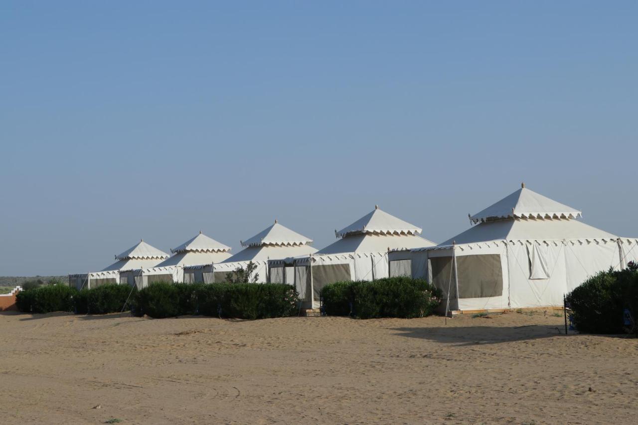 Sunny Desert Camp Kuri Bagian luar foto