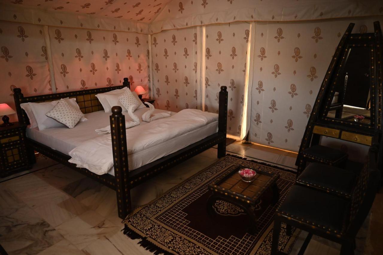 Sunny Desert Camp Kuri Bagian luar foto