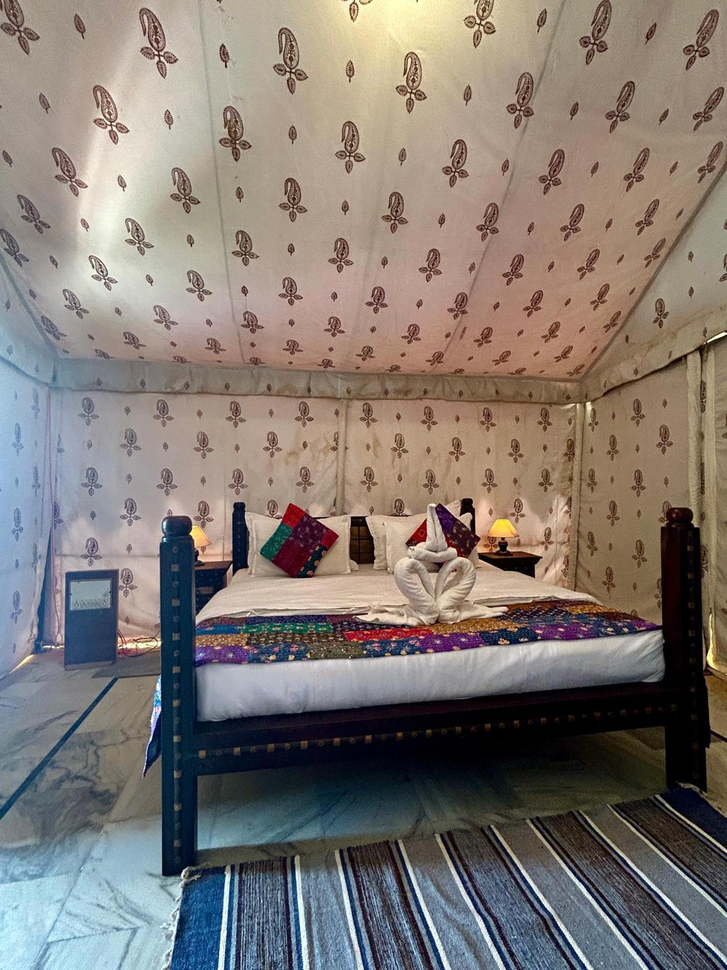 Sunny Desert Camp Kuri Bagian luar foto