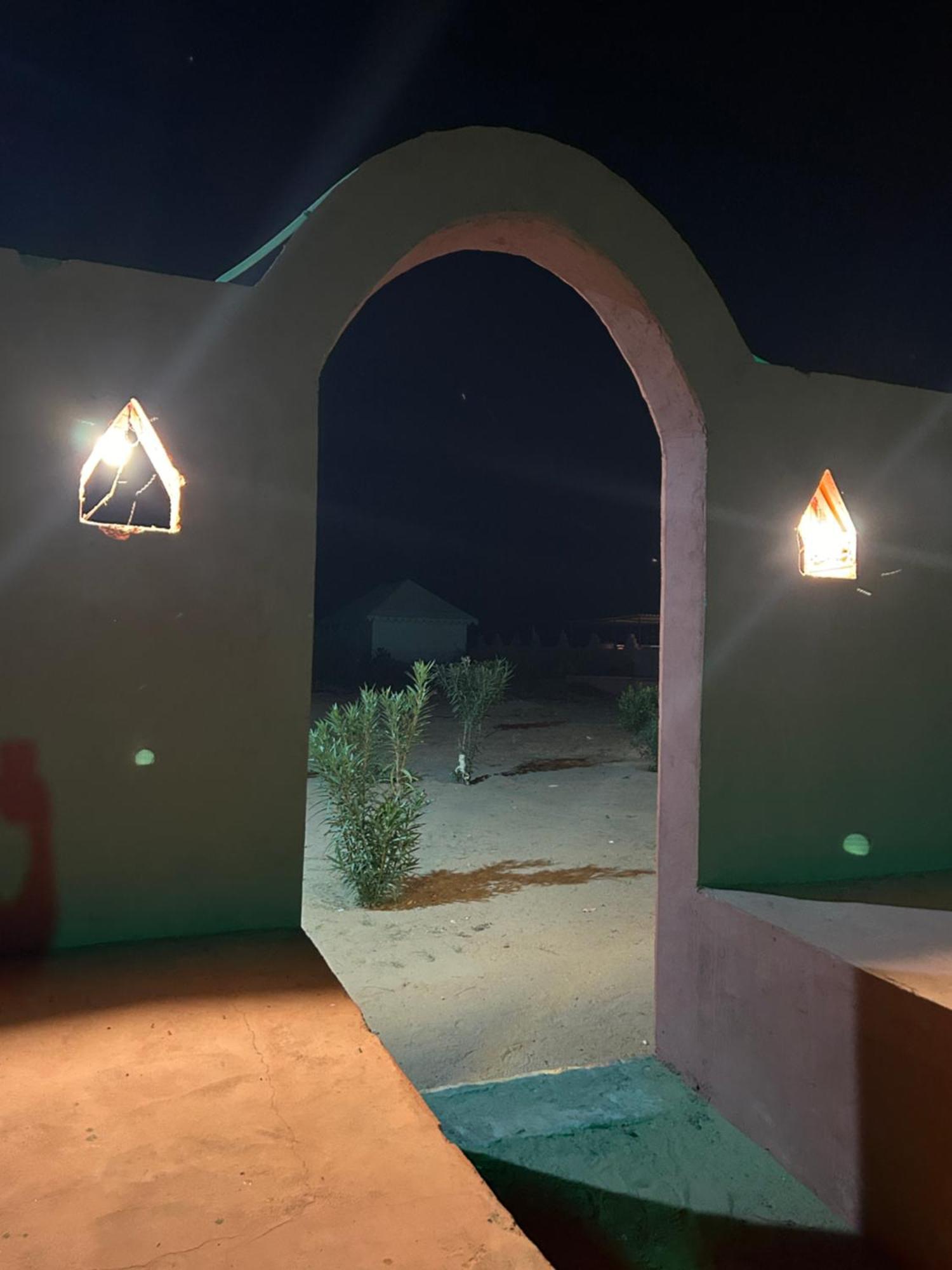 Sunny Desert Camp Kuri Bagian luar foto